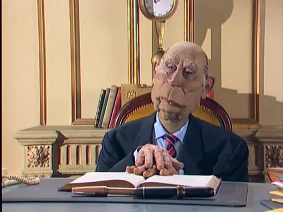 Décès de Bernard Tapie : Revoir ces extraits où l'homme d'affaires était une star des Guignols de Canal avec son personnage de "Nanard, sévèrement burné !"