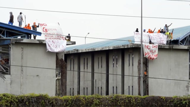سجناء أطلقوا النار على شرطيين في أحد سجون في الإكوادور