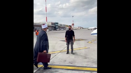 شاهد لحظة مغادرة شيخ الأزهر مركز العلاج الطبيعي ظهر اليوم متوجهًا إلى العاصمة الإيطالية روما
