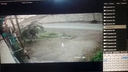 यहां तो इंसानियत ही मर गई...ट्रेलर पलटने के बाद चालक को मरता हुआ छोड़ भागा माइनिंग विभाग का उडऩदस्ता