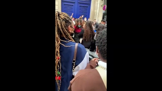 Une très violente bagarre éclate durant l'évènement organisé par Netflix à Paris à l'occasion de la sortie de la nouvelle saison série Squid Game