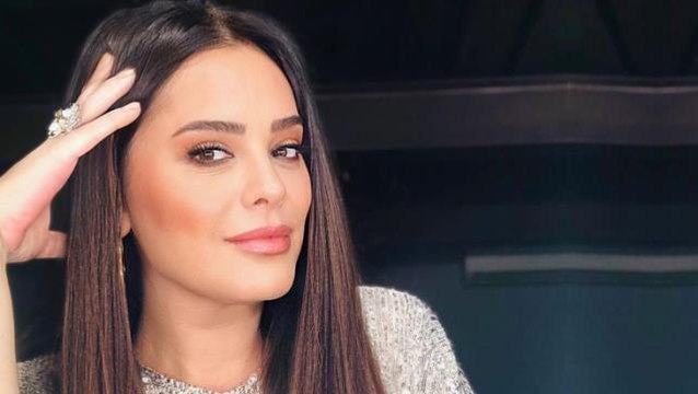 Şarkıcı Reyhan Karaca yıllar sonra itiraf etti: Evli bir adama aşık oldum