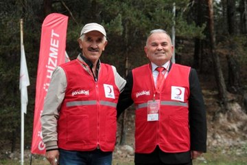 İki yetim dost yarım asır sonra bir araya gelip hasret giderdi