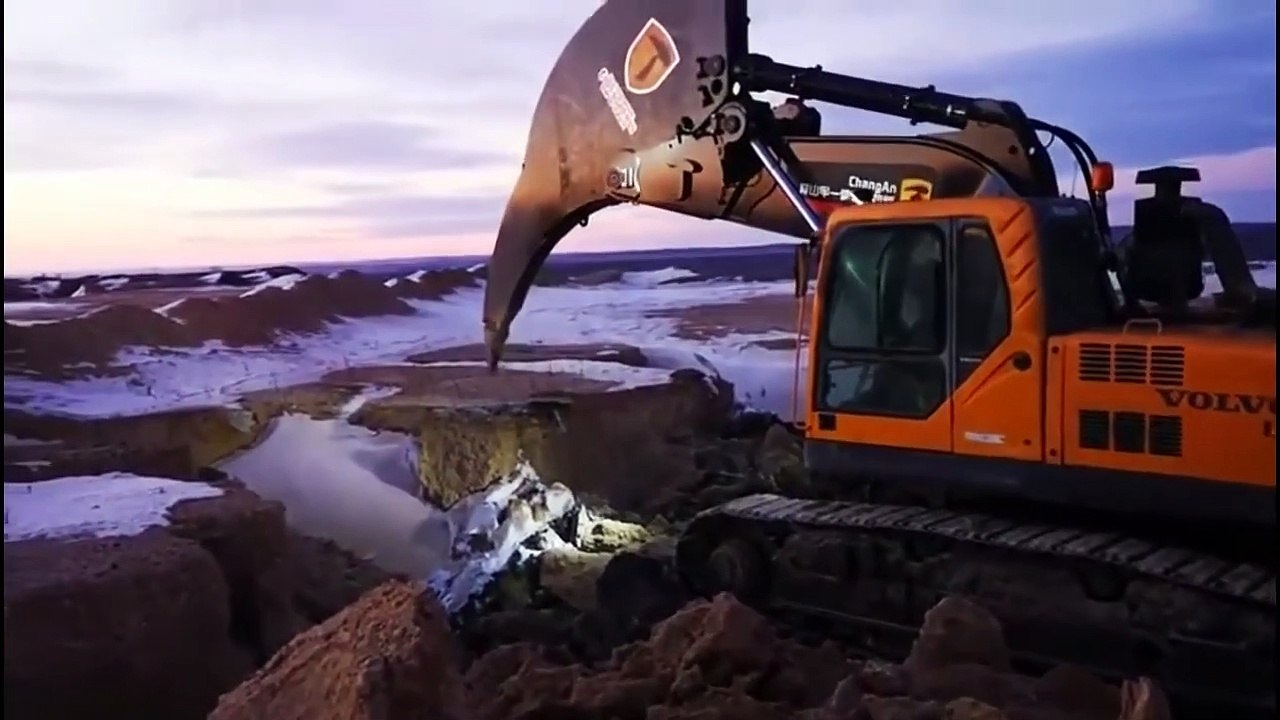 Best Strong Machines Excavator Huge Rockfall Ripper