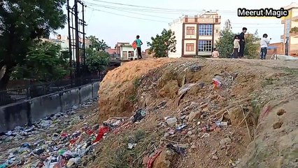 लगभग 2000 साल पुराना मौर्य काल का टीला मिला है मेरठ शहर विकासपुरी में