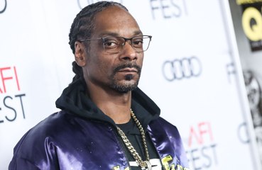 Snoop Dogg offers to host Prince Harry and Duchess Meghan on Thanksgiving