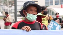 Endonezyalı çiftçiler Japonya'nın kömür santrallerini finanse etmesini protesto etti