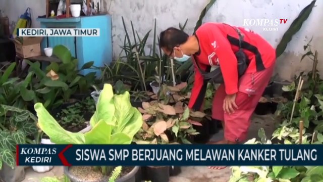 Siswa SMP Tetap Semangat Bersekolah Meski Mengidap Kanker Tulang
