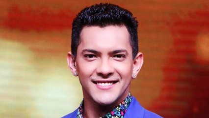 Aditya Narayan Receives Champions Of Change Awards, Maharashtra