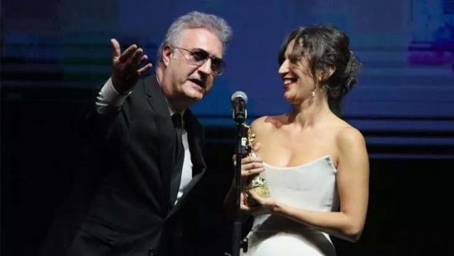 Altın Portakal'daki diyalog sonrası Nihal Yalçın'a oyuncu sevgilisinden destek