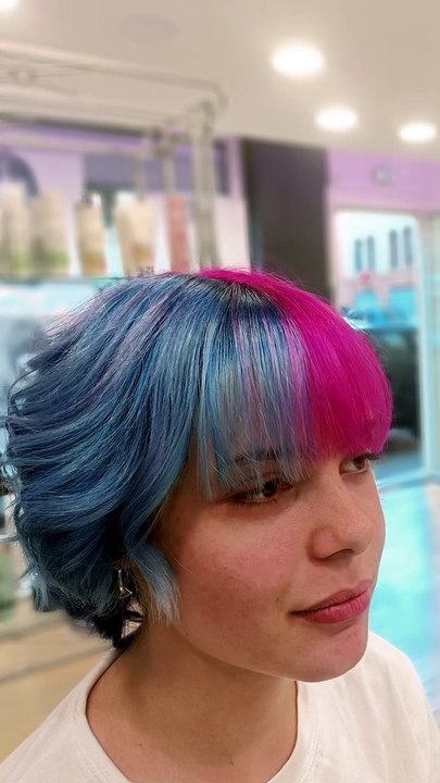 Coloriste aix en provence bicolore bleu rose splithair alchimie coiffure