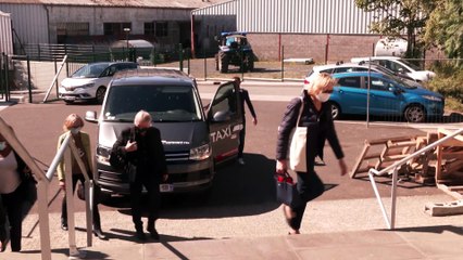 Enseignement agricole : les sénateurs en visite dans le Puy-de-Dôme