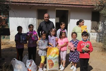 Datça'da öğrenciler hayvan barınağını ziyaret etti