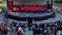 İzmir Kavram Meslek Yüksekokulu'nda mezuniyet sevinci