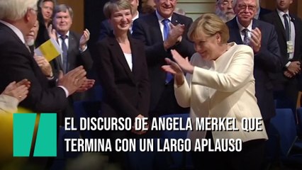 El discurso de Angela Merkel que termina con un largo aplauso