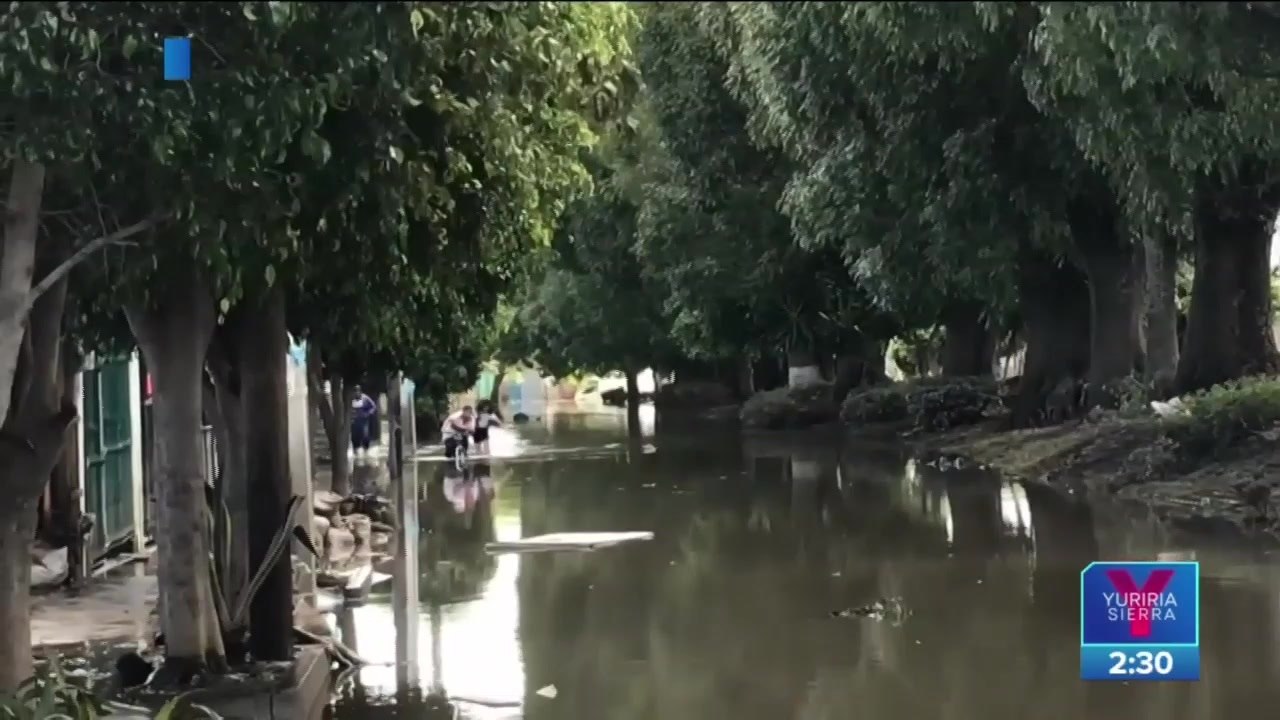 Inundaciones dejan bajo el agua a San Juan del Río y Tequisquiapan