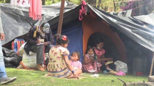 Indígenas desplazados se toman el Parque Nacional de Bogotá para exigir garantías