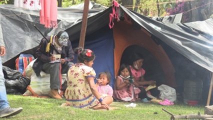 Indígenas desplazados se toman el Parque Nacional de Bogotá para exigir garantías