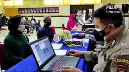 Polresta Pontianak Salurkan Bantuan Tunai Pedagang Kaki Lima & Warung