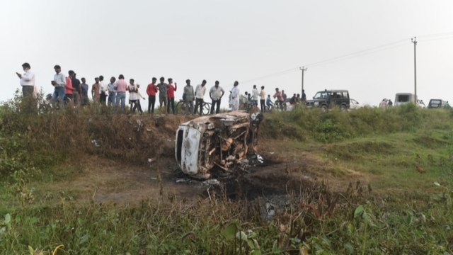 Lakhimpur: MP Sanjay Singh tweets violence video of farmers