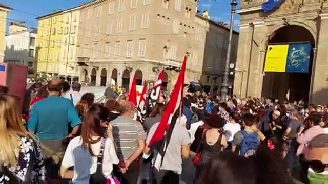 Parma in piazza per Mimmo Lucano: Sentenza abnorme. A Riace esperienza straordinaria