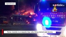 Roma, incendio in un deposito Atac: oltre 30 bus distrutti dalle fiamme