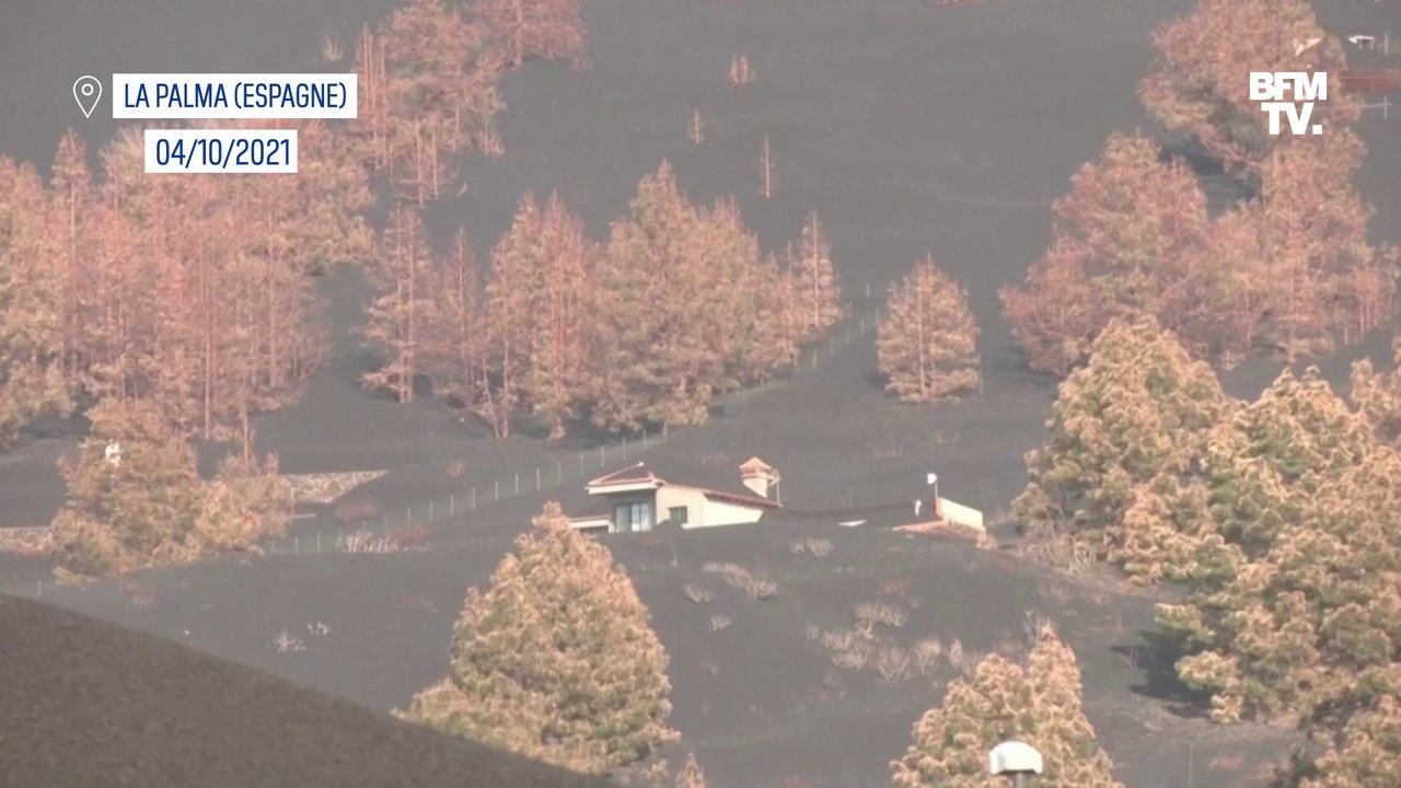 Éruption volcanique aux Canaries: les rues de l'île de la Palma recouvertes de cendres