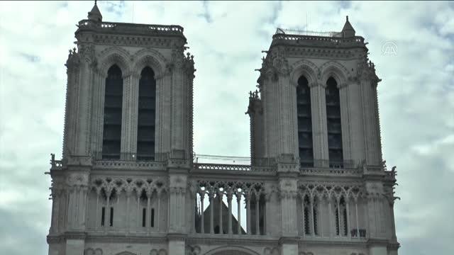 Fransa'da kiliselerde 1950'den bu yana 216 bin çocuk cinsel istismara maruz kaldı