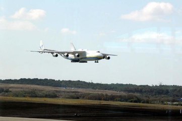 Dünyanın en büyük kargo uçağı İstanbul Havalimanı'nda