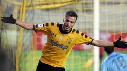 Yunan futbolcu Nikos Tsoumanis, aracında ölü bulundu