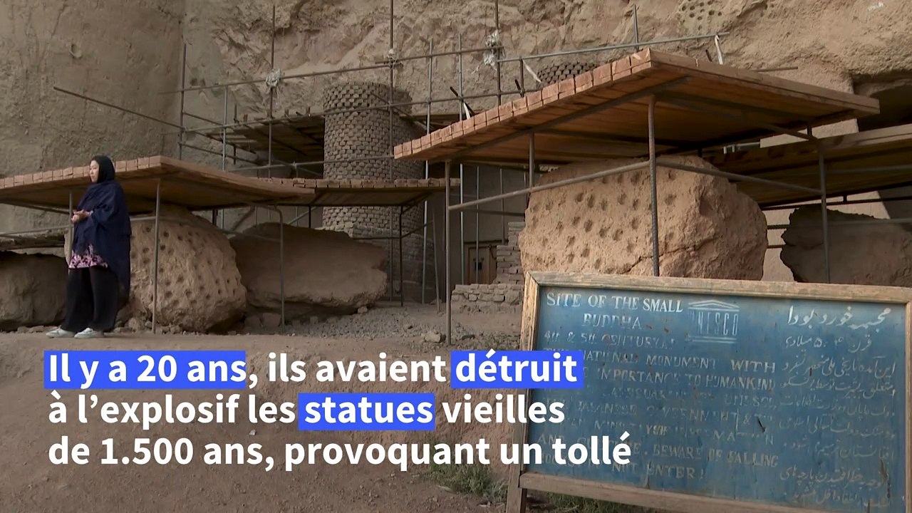 Les talibans de retour à Bamiyan, sur le site d...