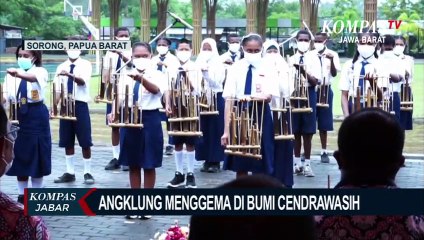 Hanya 3 hari! Pelajar Di Papua Barat Bisa Mainkan Angklung