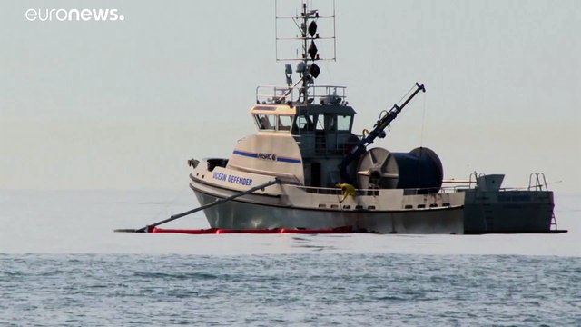 California, grande perdita di petrolio in mare (proveniente da un oleodotto sottomarino)