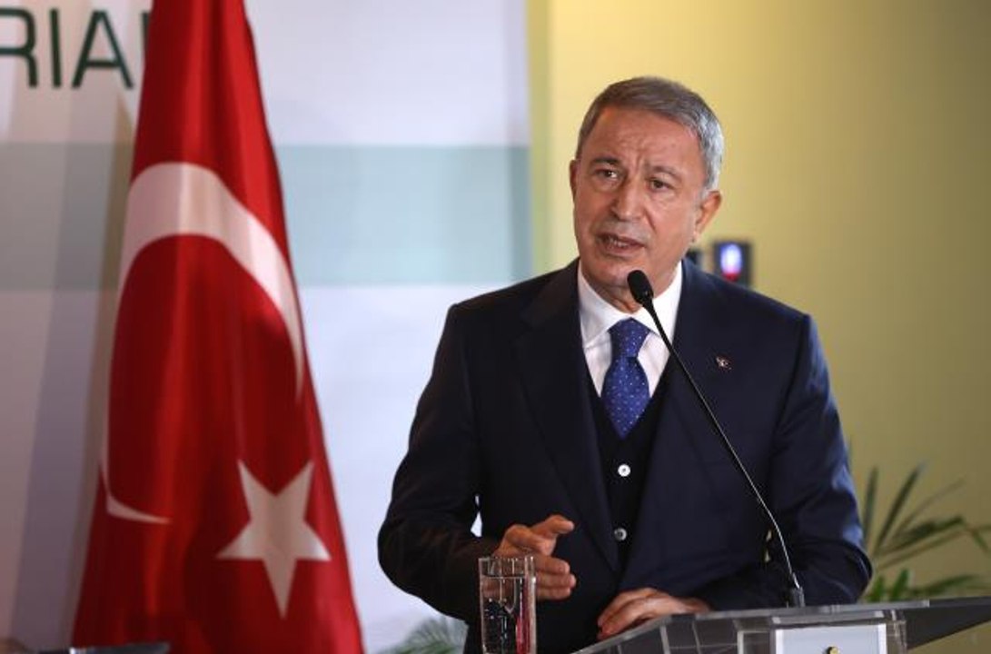 Son dakika... Gürcistan-Türkiye-Azerbaycan Savunma Bakanları Toplantısı düzenlendi