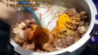 Aloo gosht ka salan / Mutton curry with potatoes