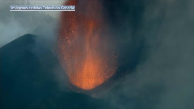 El volcán de Cumbre Vieja no da señales de agotamiento en esta tercera semana de erupción