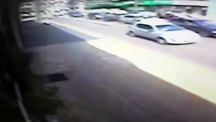 Câmera registra engavetamento na Região Central de Cascavel