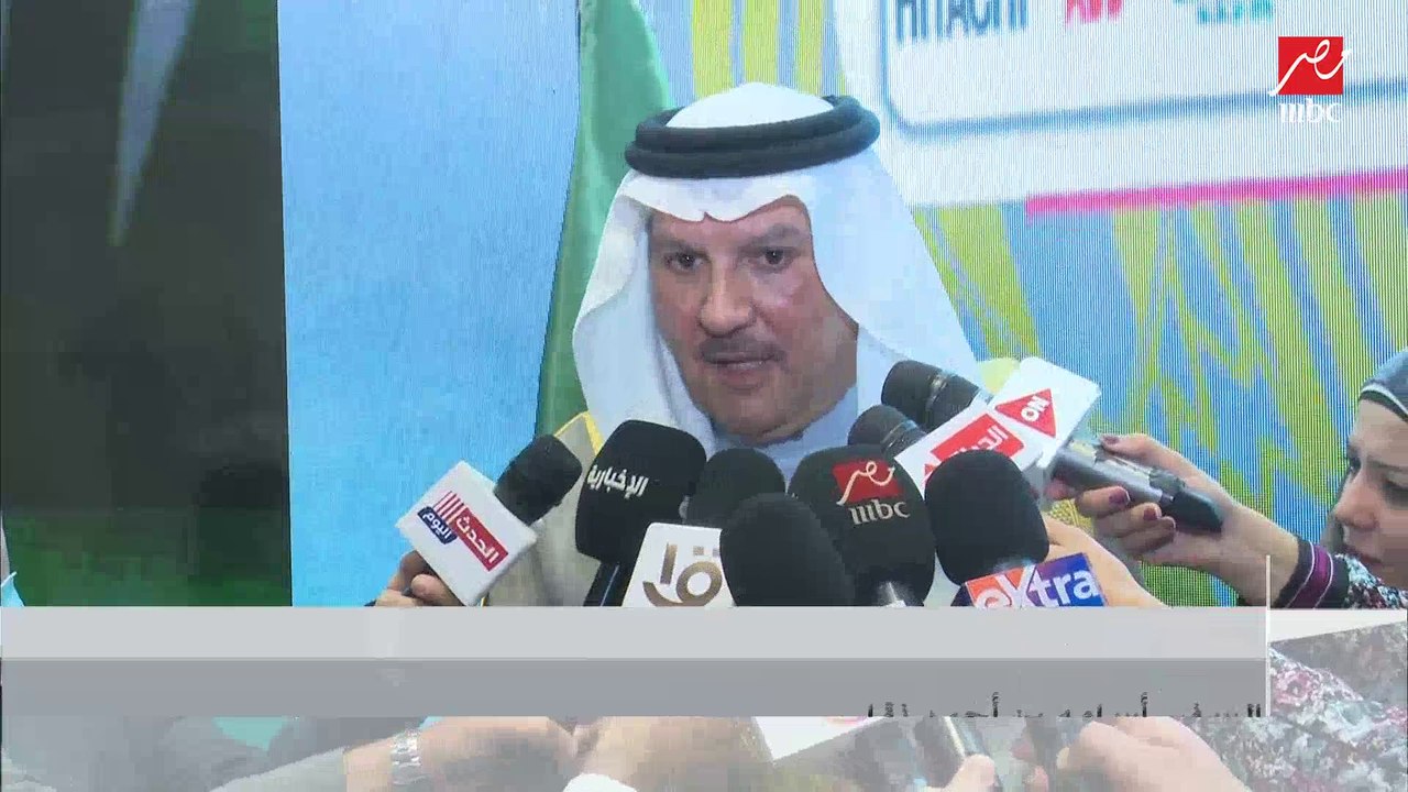 مصر والسعودية توقعان عقود مشروع الربط الكهربائي...