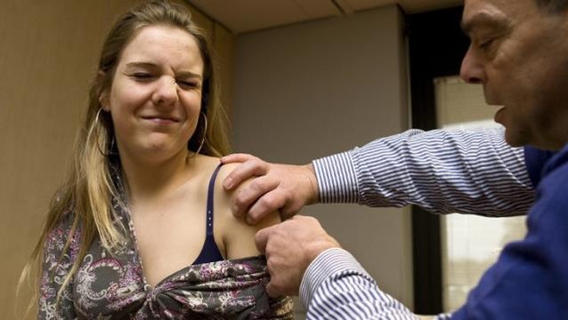 BioNTech aşısıyla ilgili endişe veren araştırma: İki doz aşının koruyuculuğu kısa sürede yüzde 47'nin altına düşüyor