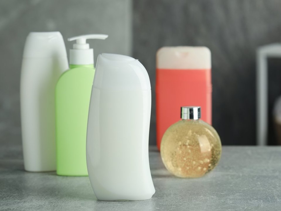 Pilotprojekt: drogeriekette dm nimmt shampooflaschen zurück