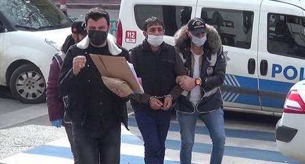 14 yaşındaki kızını 24 yerinden bıçakladı