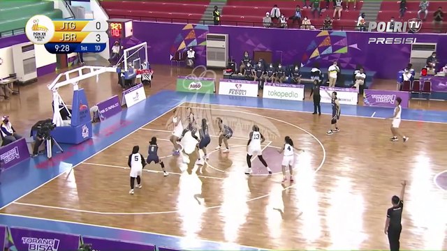 Tim Atlet Basket Putri Jawa Barat Taklukan Jawa Tengah