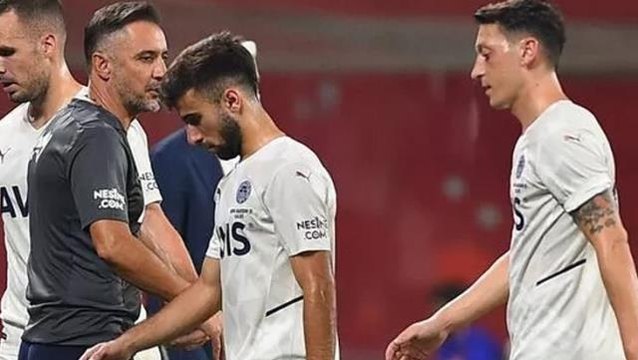 Vitor Pereira ile Mesut Özil arasında sorun mu var? Portekizli hoca suskunluğunu bozdu