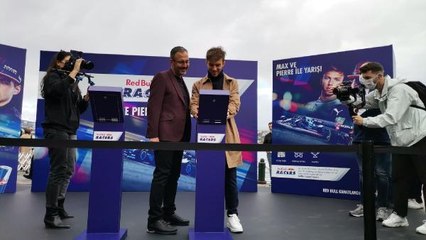 Son dakika: Bakan Kasapoğlu, Formula 1 pilotu Pierre Gasly bir araya geldi