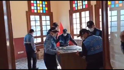 "Zabıta, kendi malını korumak için orada"