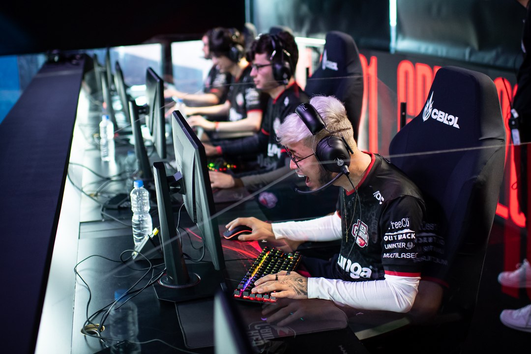 Worlds 2021: Red Canids perde para Hanwha Life