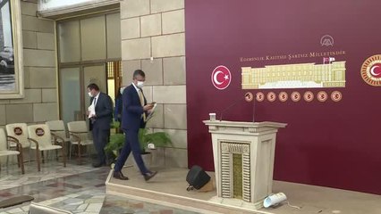 Télécharger la video: CHP Grup Başkanvekili Özel gündemi değerlendirdi (2)