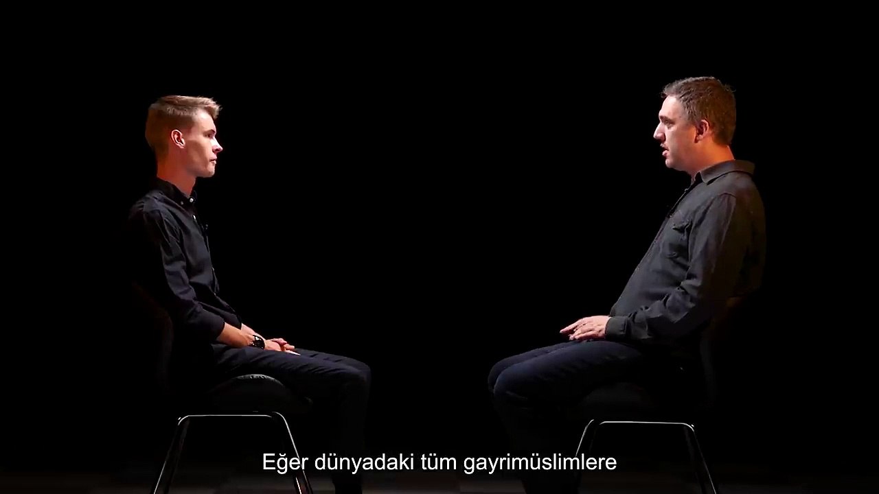 İngiliz Youtuber Müslüman oldu! Birçok Müslümanın unuttuğu vazifeyi bakın nasıl üstlendi