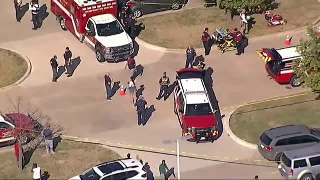 Varios heridos en un tiroteo en un instituto de Texas