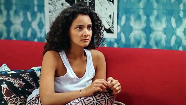 Plus belle la vie : [Spoilers] - Emma est dégoutée par le comportement de Kévin !